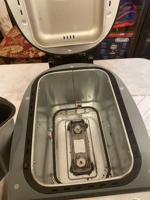 Продам хлебопечку