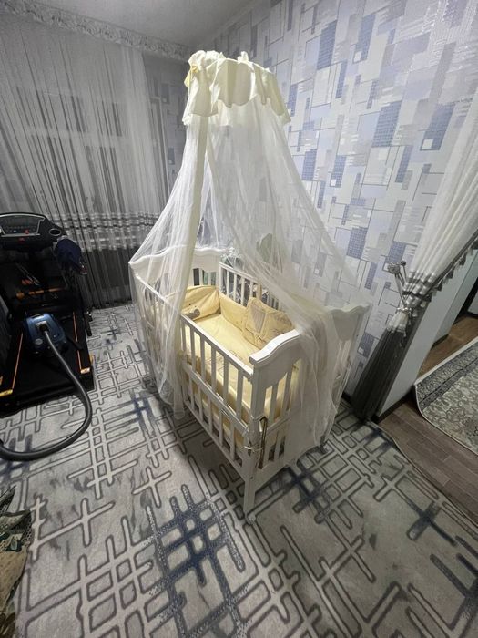 Детский кровать сотилади