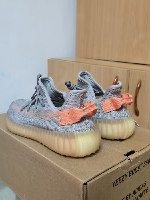 Yeezy Boost 350 True Form - Marimea 37