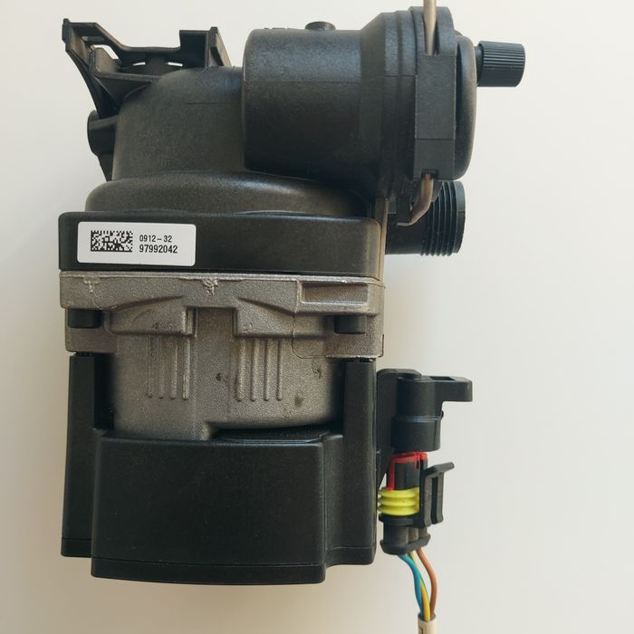 Pompa centrală Grundfos UPM3 FLEX AS 15-70 + cablaj original