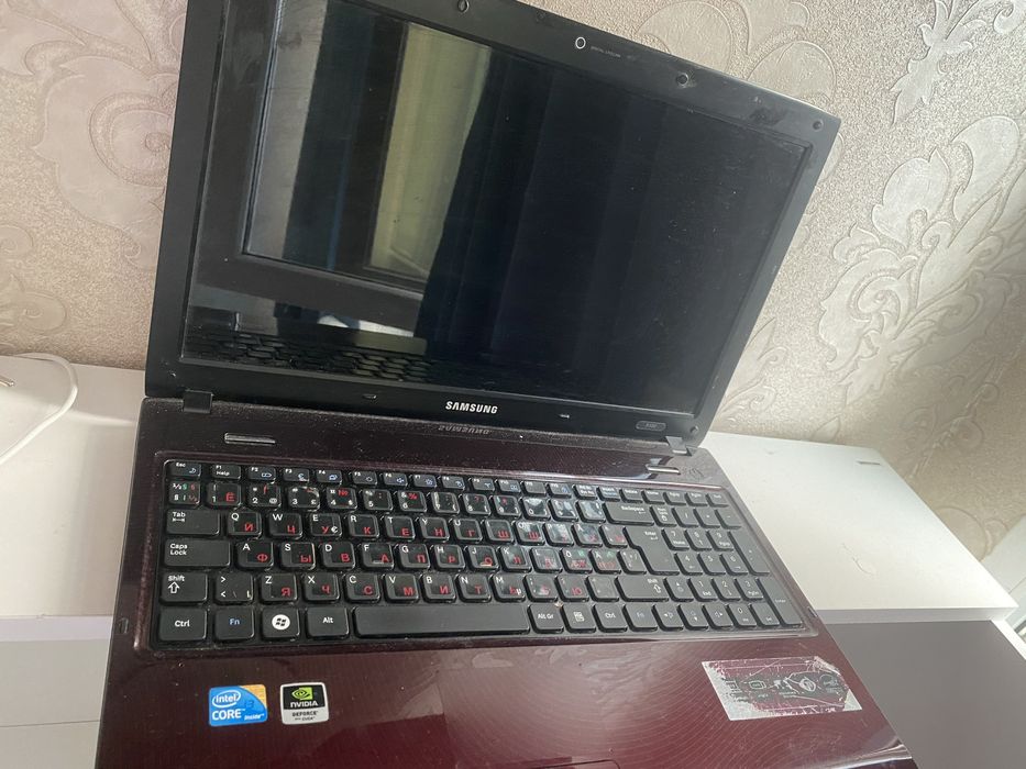 Продам ноутбук от самсунг