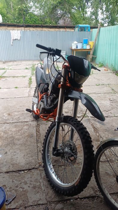 продам эндуро 06 250куб