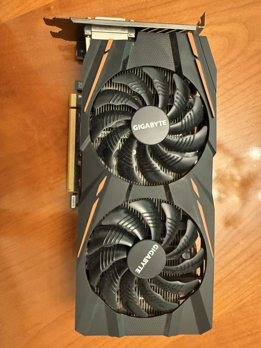 Видеокарта Gigabyte GV-RX470G1 GAMING-4GD
