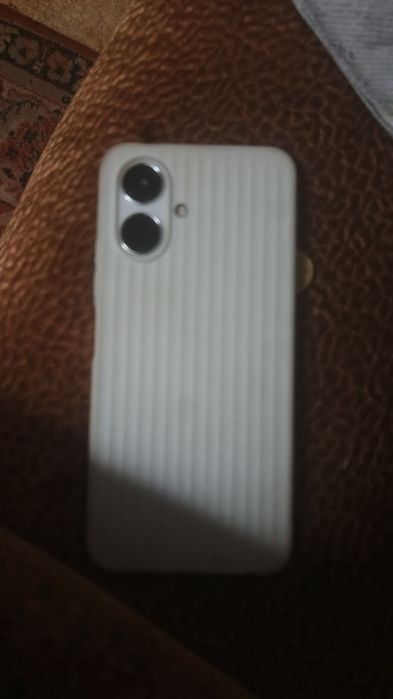 Продам новый телефон