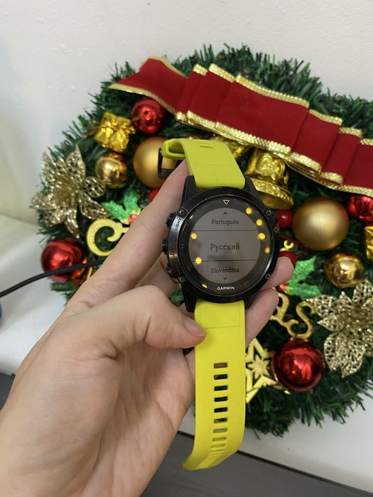 Продам Garmin Fenix 5
