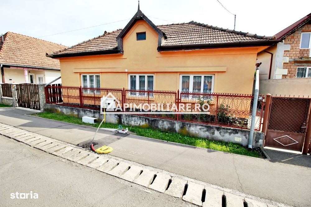 Casa 3 camere,102 mp, 1330 mp teren, 0% comision