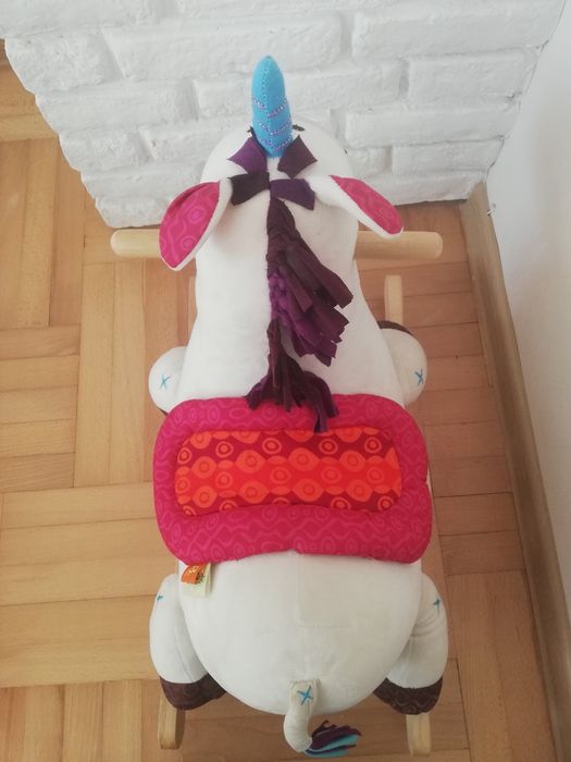 Люлеещо детско конче - еднорог