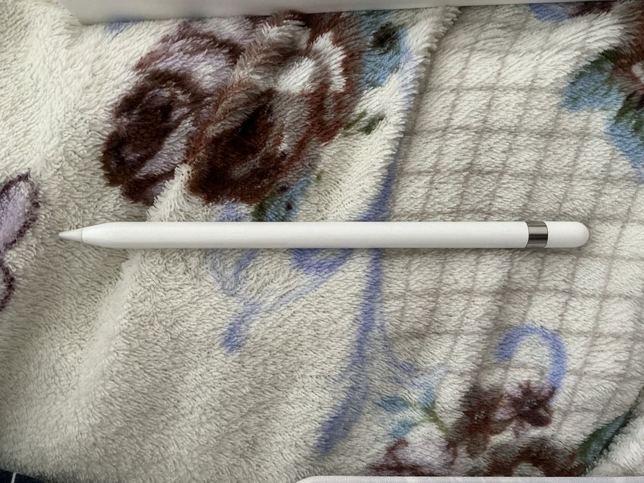 Apple pencil 1 поколения