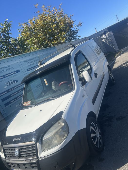 Vând Fiat Doblo