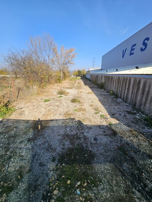 Дава се под наем Парцел в София, Требич - 1000 кв.м за 408 € - Снимка #2