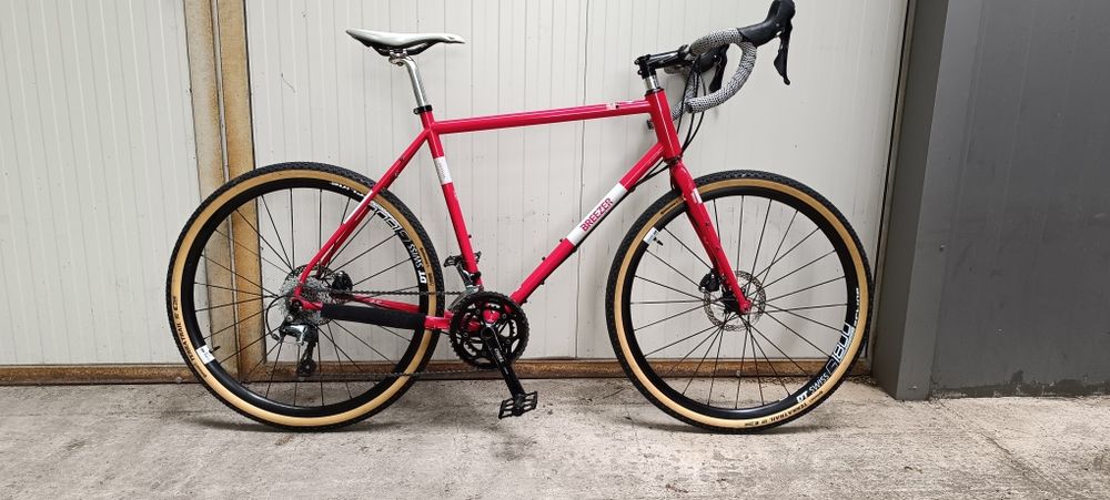 Стоманен гравел велосипед breezer