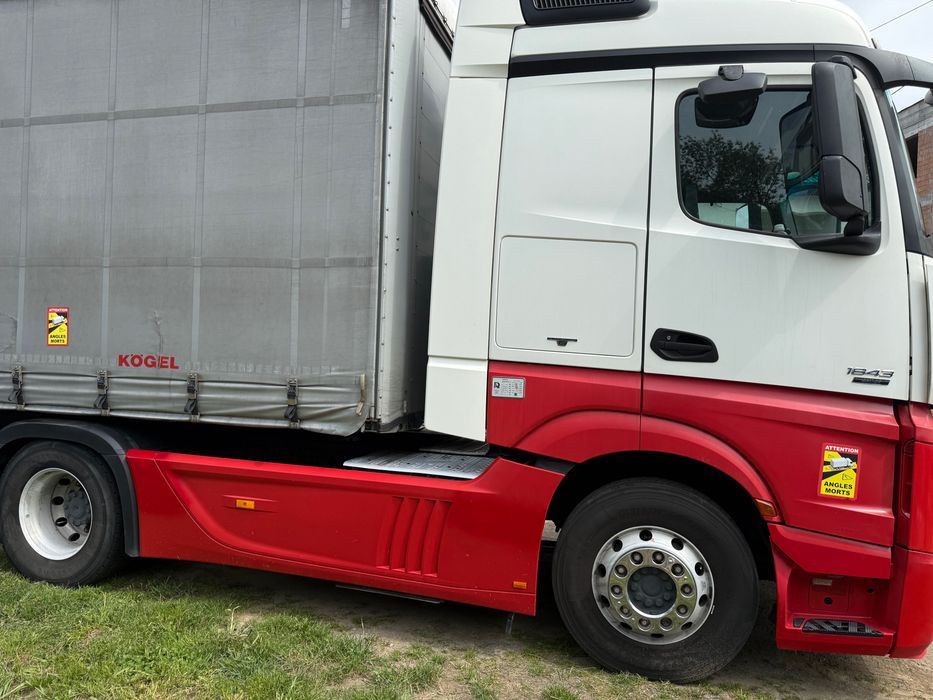 Ansamblu Mercedes Benz Actros MP4 1843 + Semiremorca Kogel 2014 standard