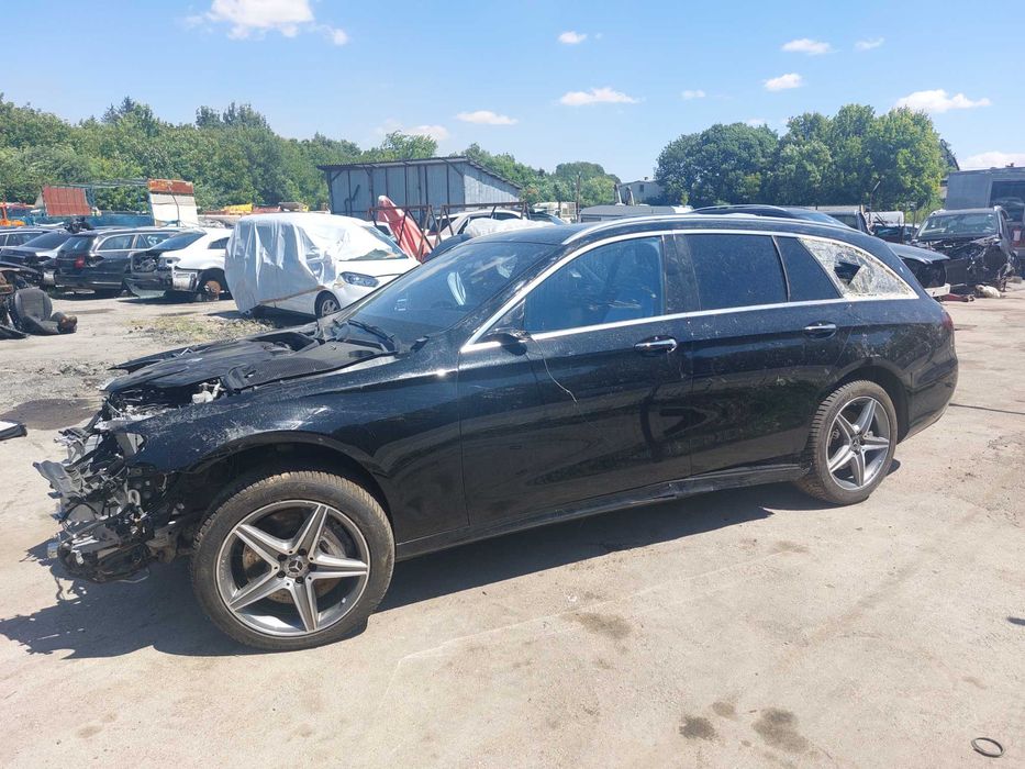 На Части:Mercedes-Benz W213 AMG E400d 4MATIC 340 кс 2020 с код 656.929