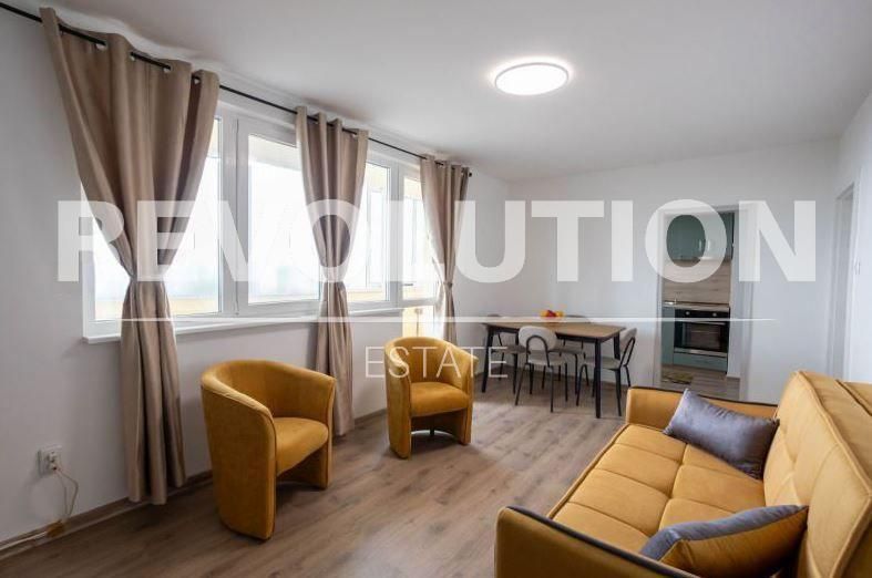 Дава се под наем Двустаен апартамент в Варна, Левски - 60 кв.м за 500 € - Снимка #1