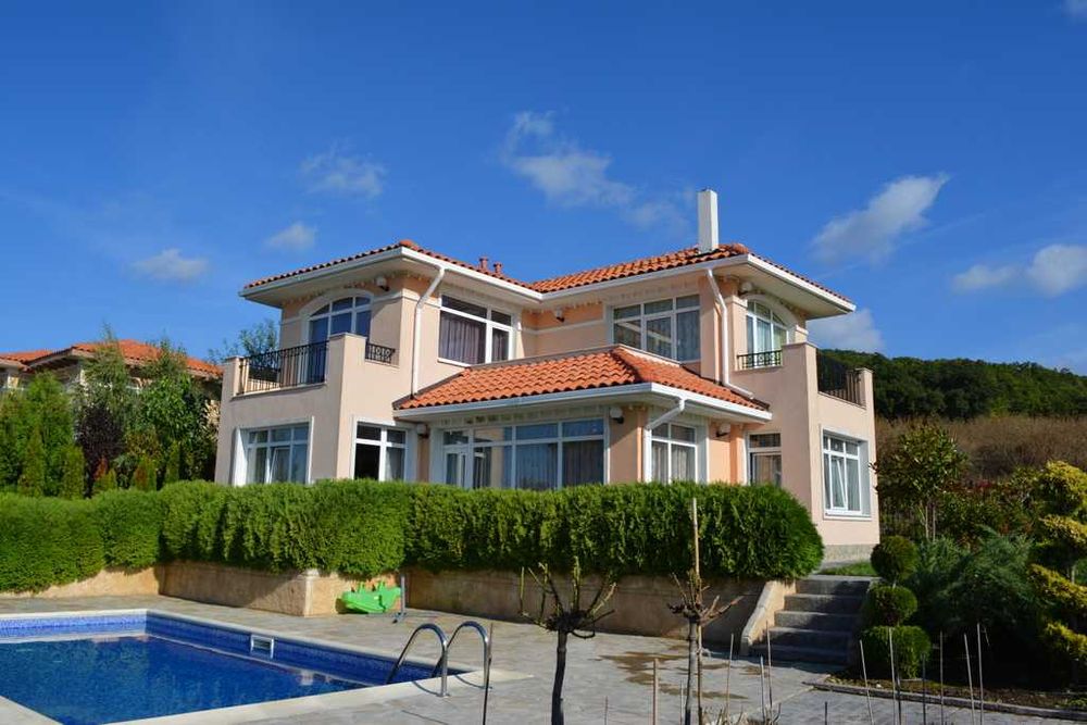 Продава се Къща в с. Кошарица, Област Бургас - 150 кв.м за 1334 €/кв.м - Снимка #1