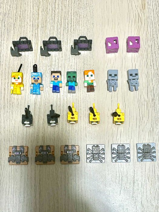 Фигурки от серията Kinder JOY Minecraft