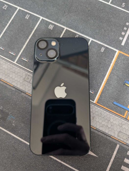 iPhone 13 128GB Midnight neverlocked