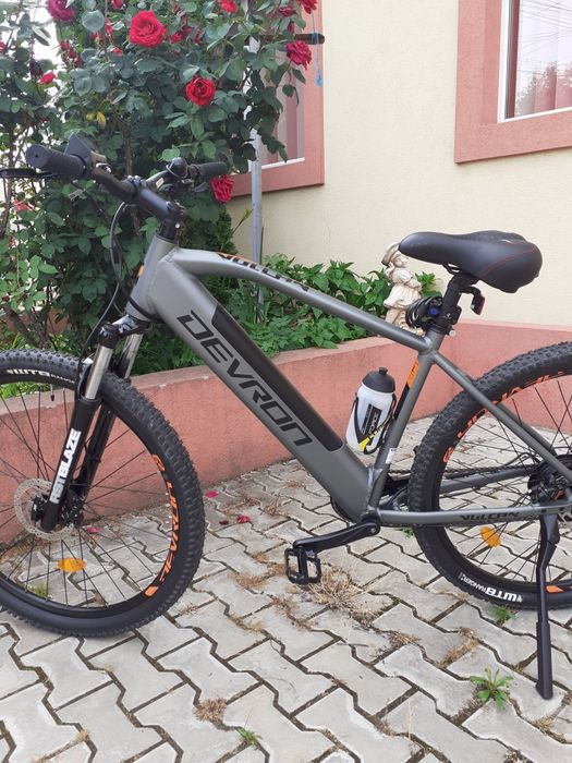 Bicicleta electrica noua