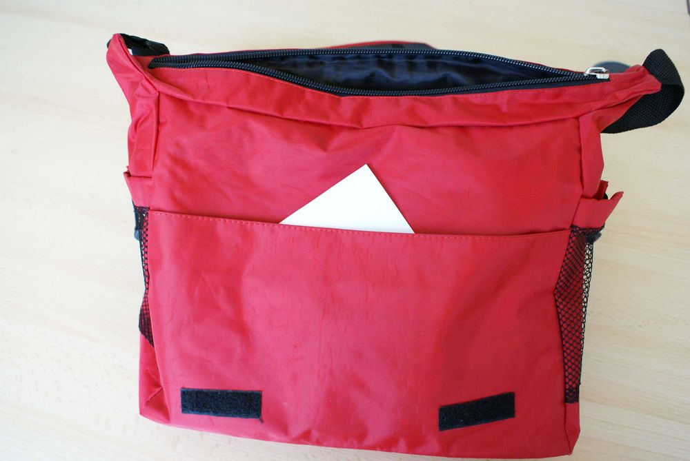 Servieta rosie din material textil