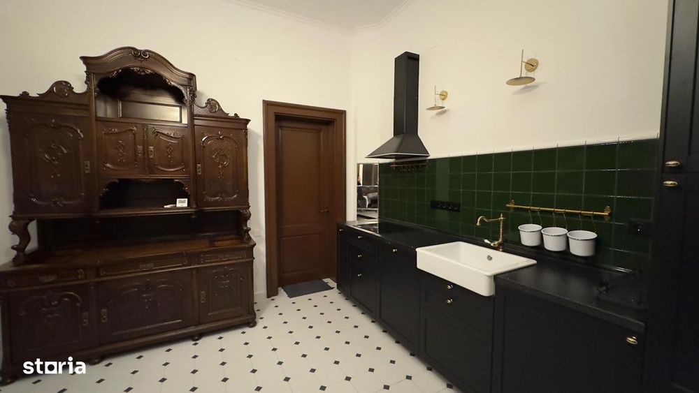 Apartament spațios ultracentral, lângă Biserica cu Luna