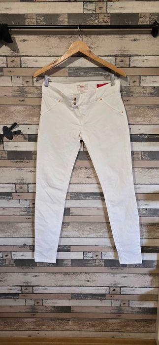 MET M-  дамски дънки с ниска талия (х-192)