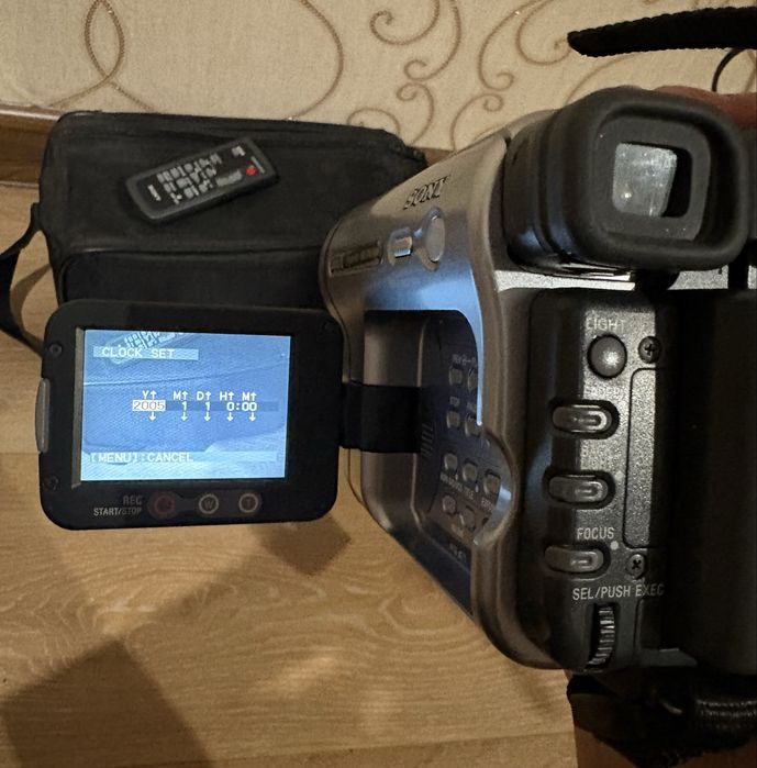 Видеокамера Sony handycam digital 8