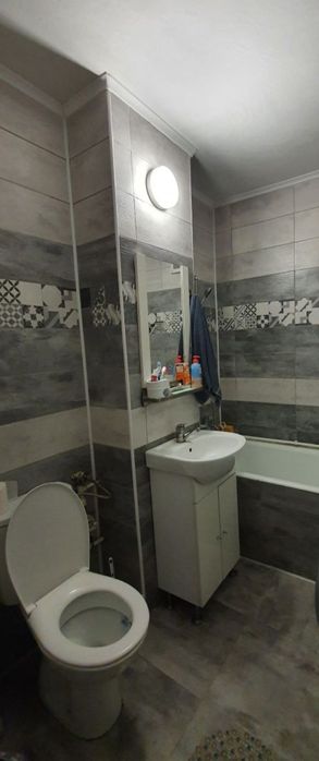 Apartament 3 camere,  Zona C5, Parter