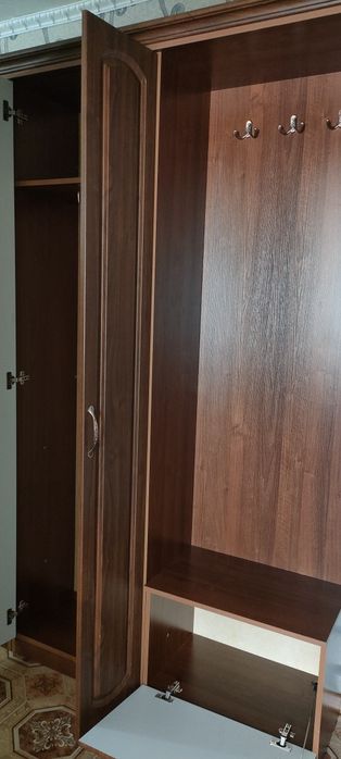 Продам прихожку б/у