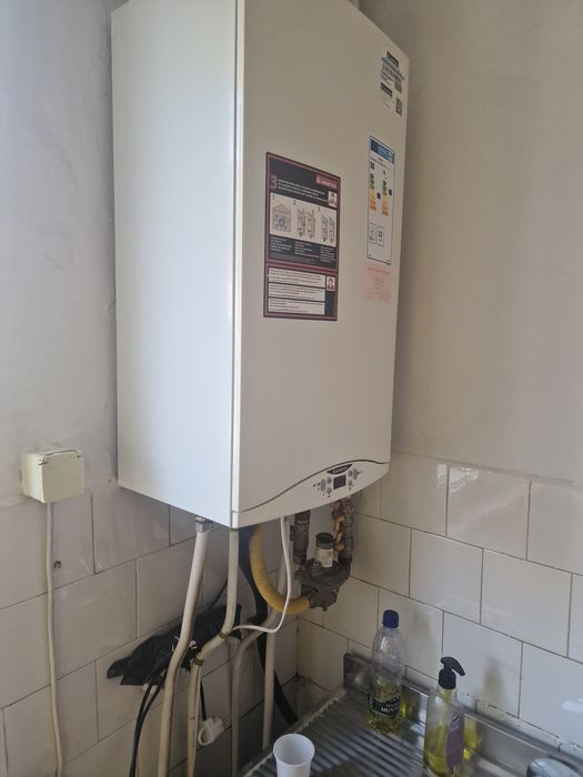 Ap 2 cam , Mărăței, 52mp,etaj3,decomandat , centrala,termopane,balcon