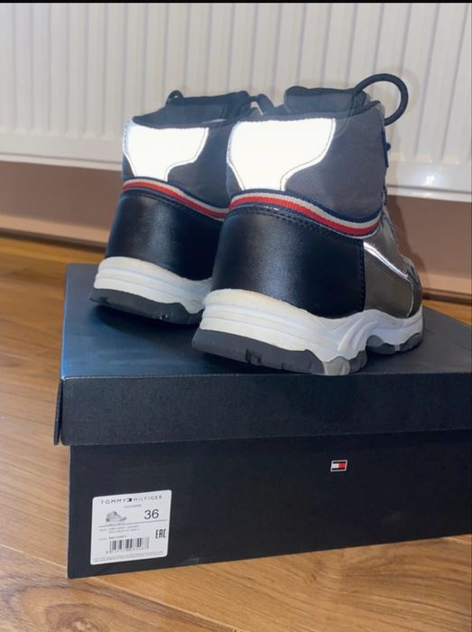 Ghete tommy hilfiger copii