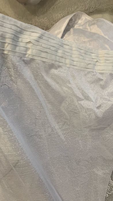 Перде бяло ушито