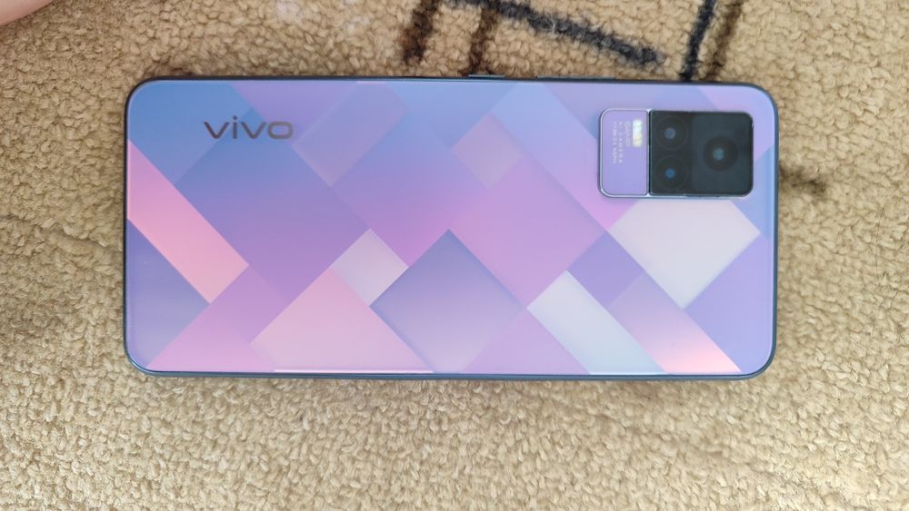 vivo V21e состоение отл