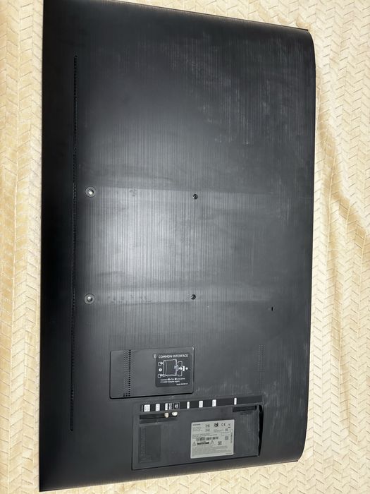 Televizor Samsung placa de baza defecta pentru dezmembrari.