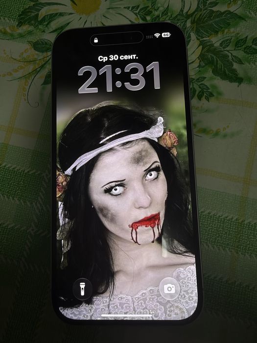 Продам Iphone 16 256 gb nano sim+esim
