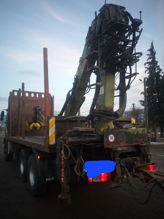 Camion forestier