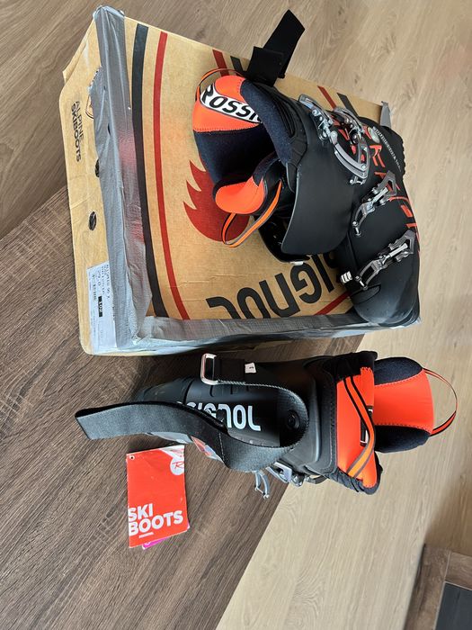 Clapari Rossignol, marimea 44, flex 90