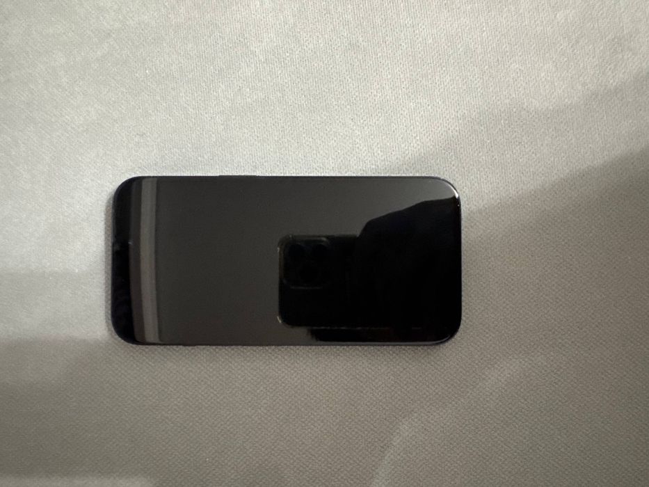 Продам Iphone 15 256GB