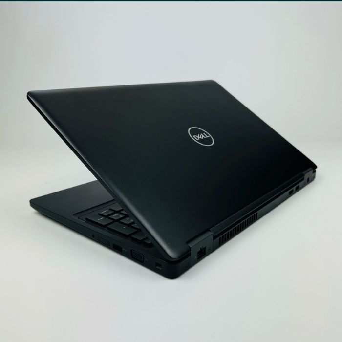 Dell Latitude 5590/15,6” IPS/i5-8250U/12GB RAM/128GB SSD