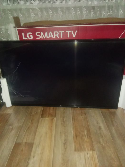 Продам LG смарт тв