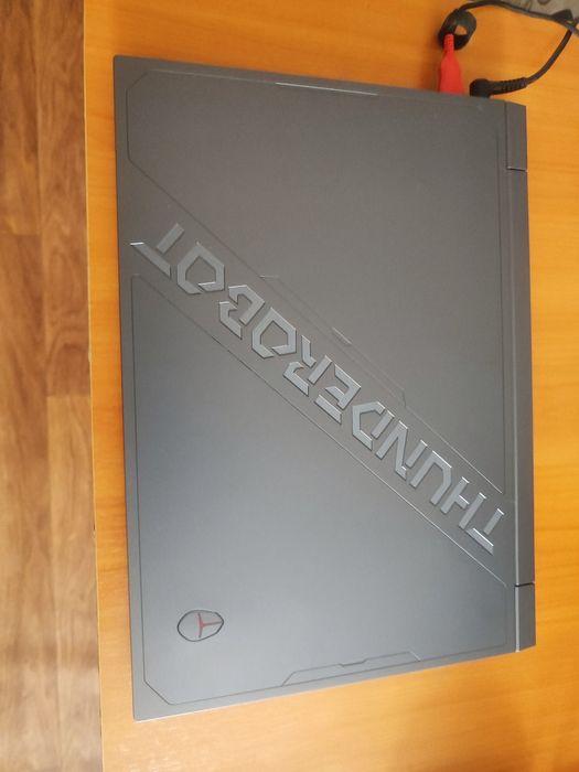 Продам новый ноутбук