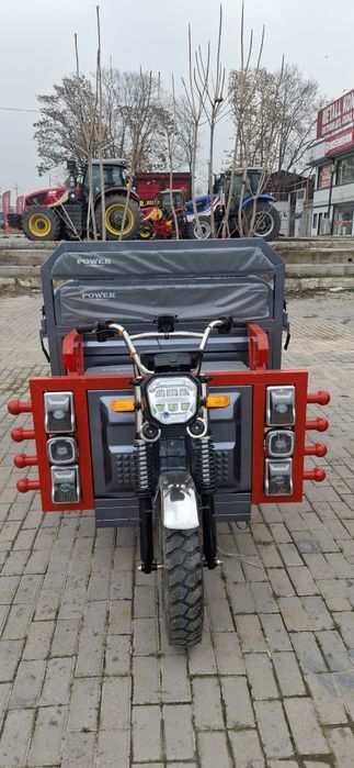 Muravek bor bir tonna