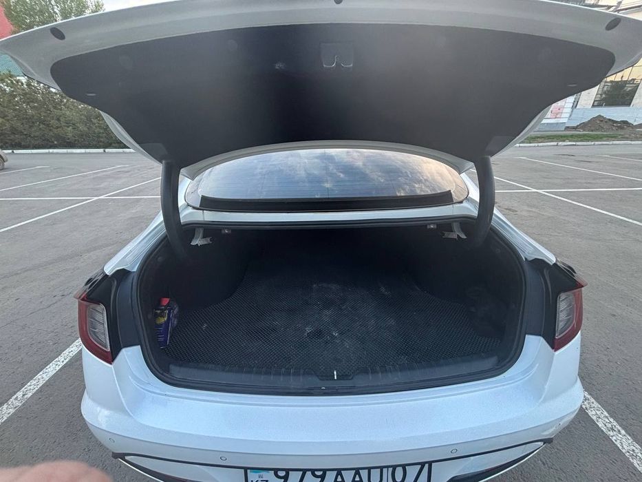 Продам Hyundai Sonata