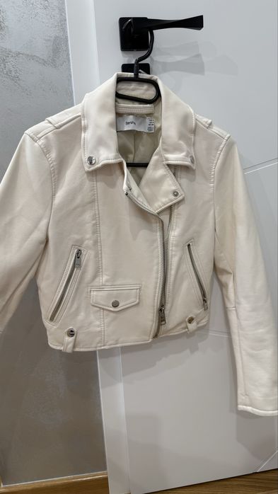 Кожено яке Bershka