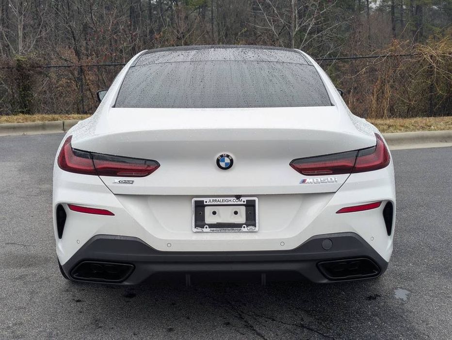 BMW M 850i 2025 год