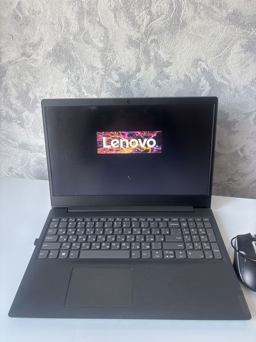 Ноудбук lenova  продам срочна