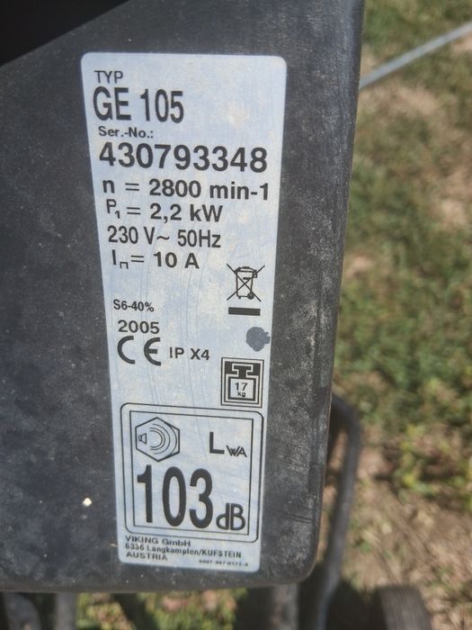 Tocător de crengi și resturi vegetale.