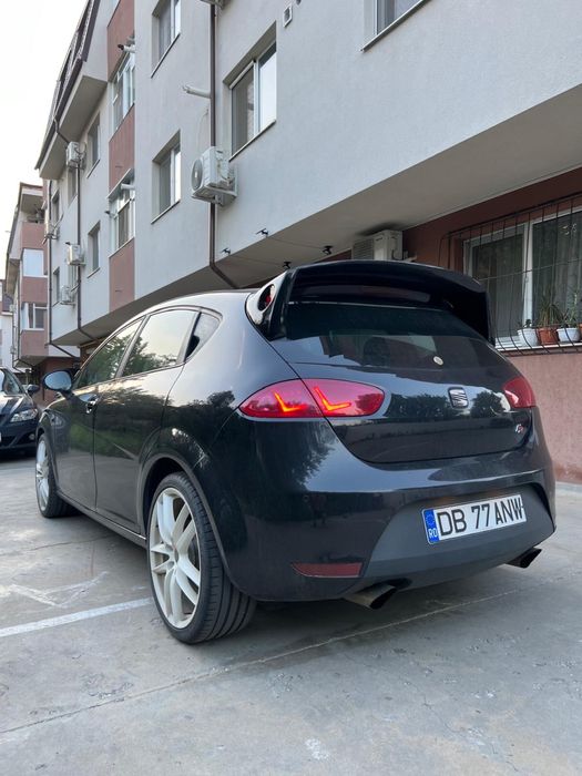 SEAT LEON FR 2011 300 cai