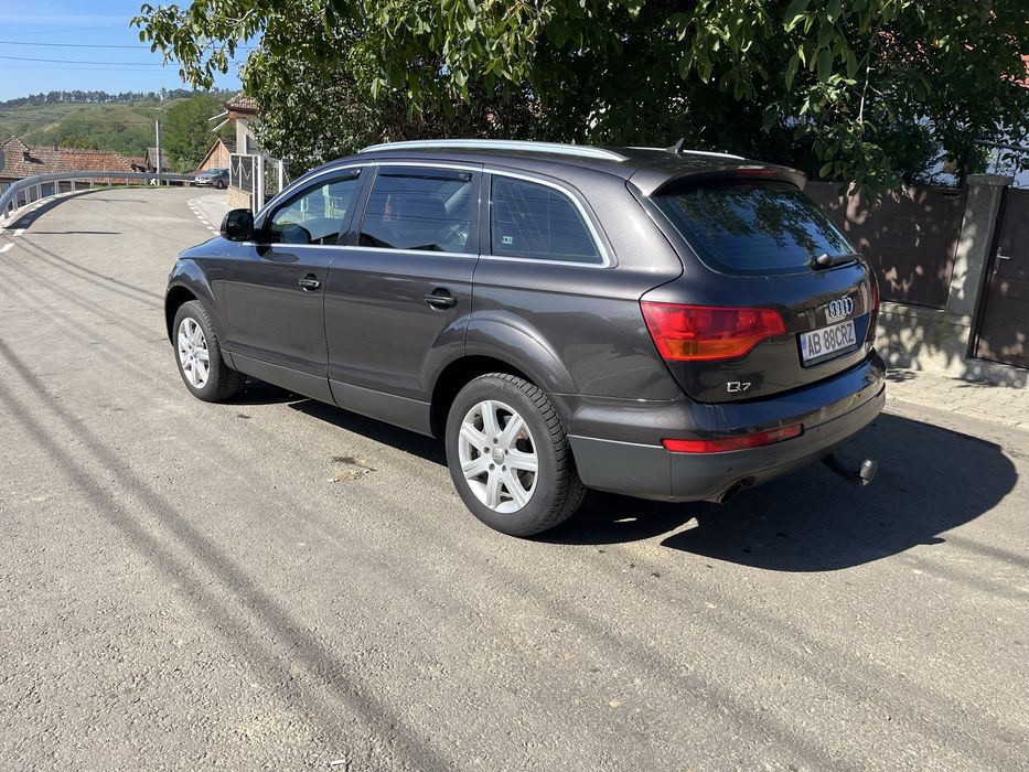 Vand audi q7 2006 5 locuri