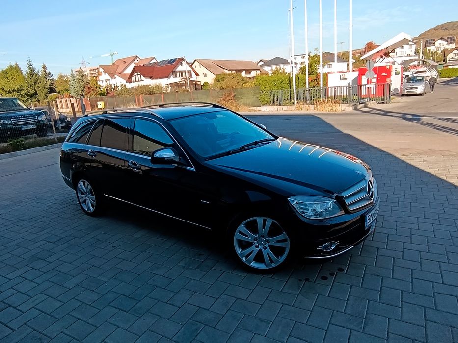 Vând Mercedes c 200CDI