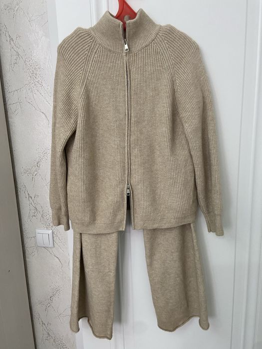 Женские вещи 44-48 рр